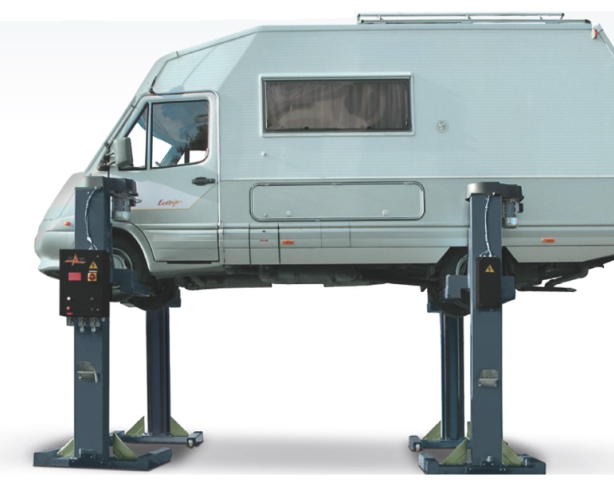 Комплект из 4-х подкатных колонн г/п 2,5т, электромеханические, для легких грузовиков и кемперов